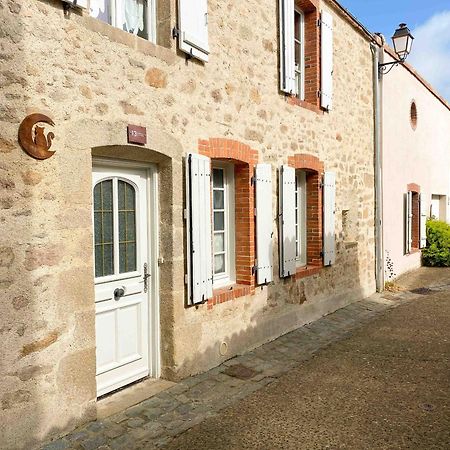 Le Logis De La Forge A 10 Min Du Puy Dufou Villa Mortagne-sur-Sevre Exterior photo